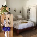 Cozy Studio Apartment